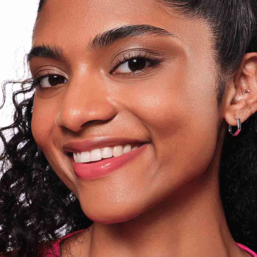 ESSENCE  Sombra de Olhos em Creme