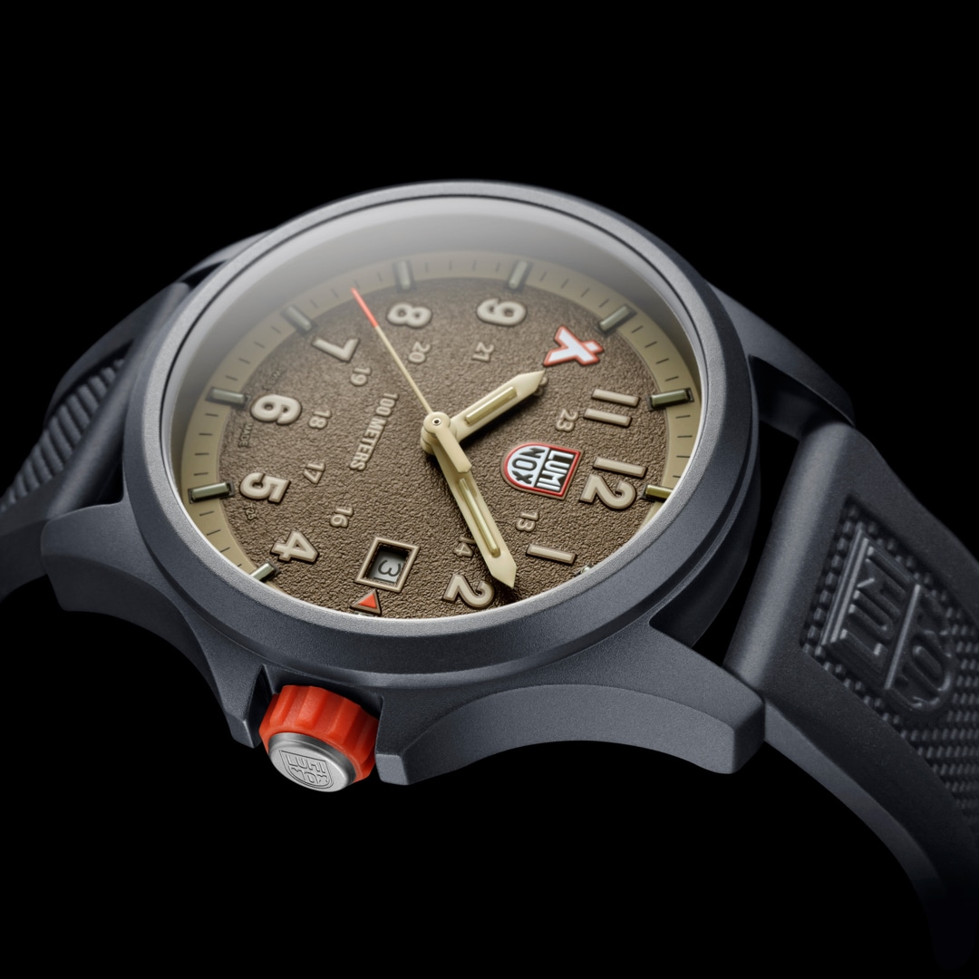 Luminox x Bear Grylls Survival Land Series