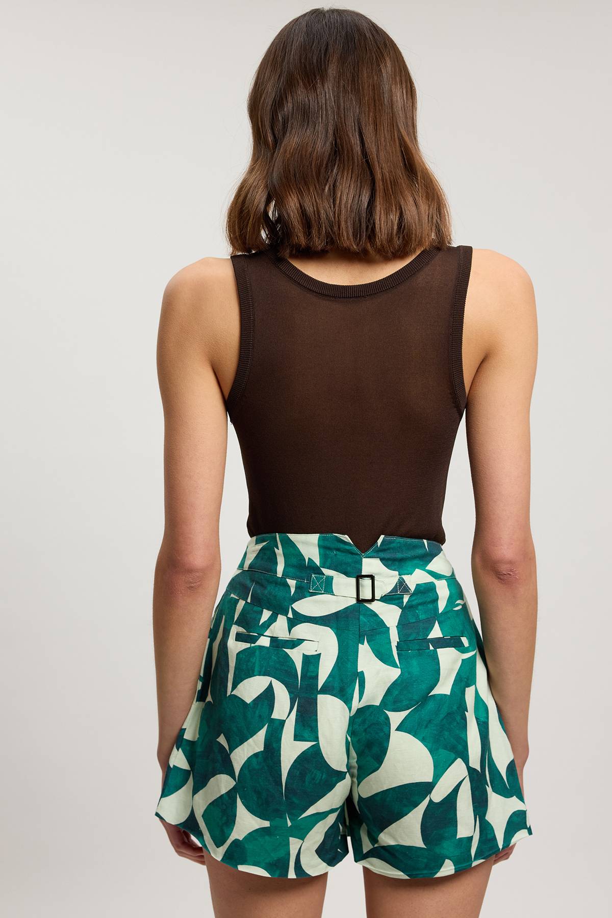 KarenMillen Short En Viscose Lin À Imprimé Géométrique Avec Détail De Poches Tissées