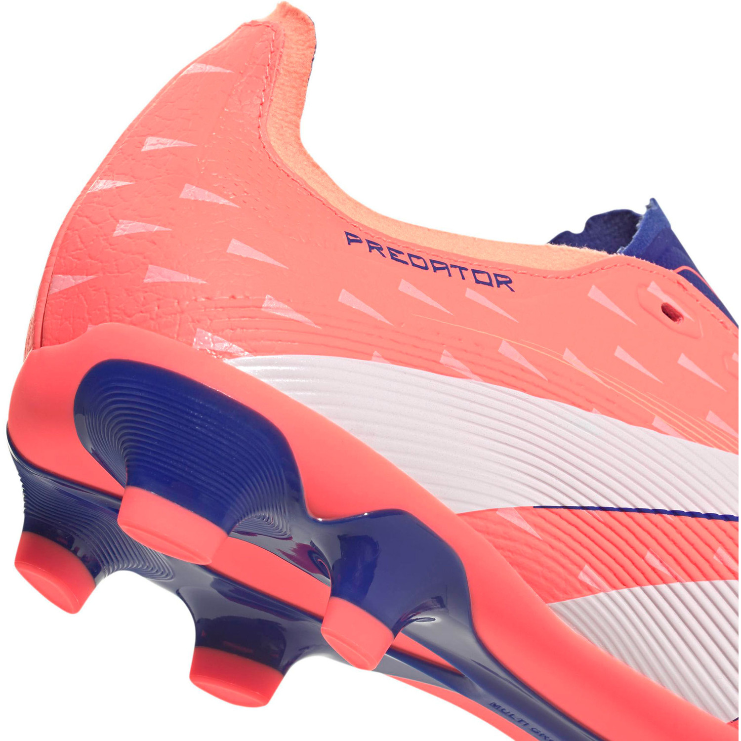 adidas Predator League MG
