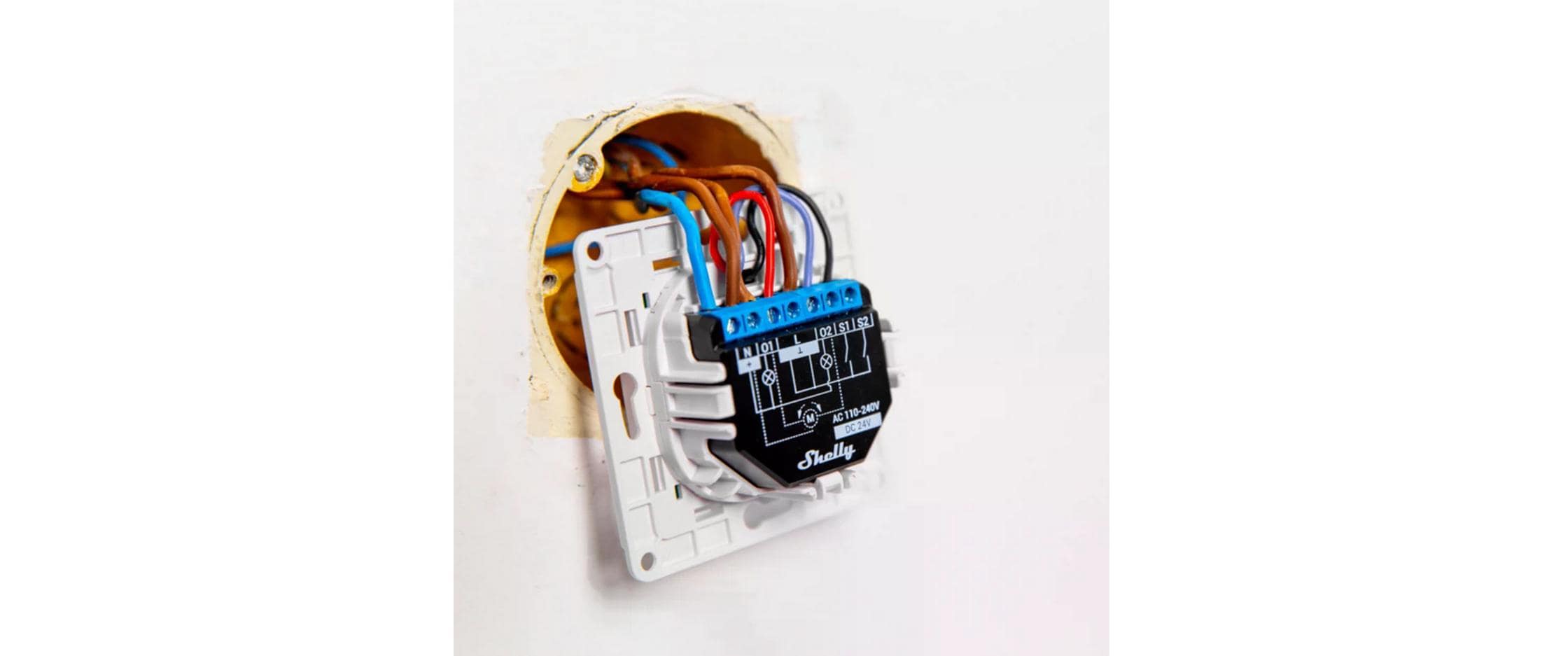 WLAN-Schaltaktor Shelly Plus 2PM WiFi-Switch, 4 Stück<br>WLAN 2-Kanal Schaltaktor, Jalousieaktor, 2x 10 A mit Leistungsmessung