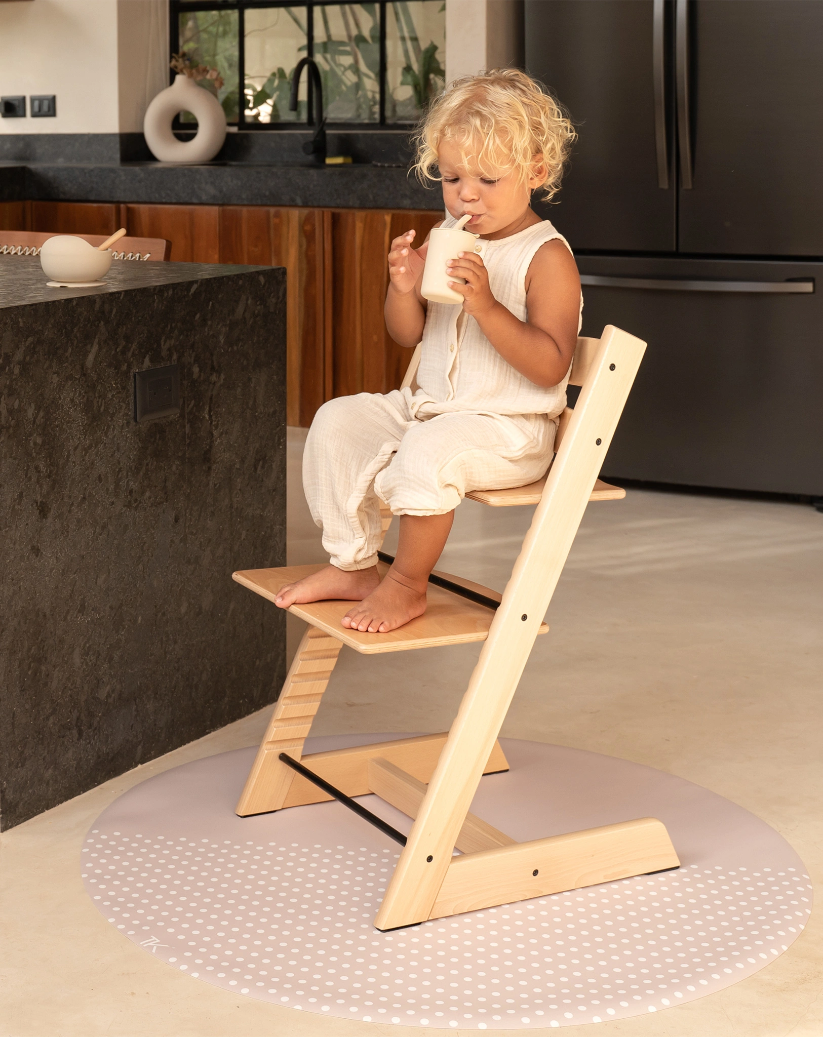 Bodenschutzmatte SPOTTED (105cm) in clay