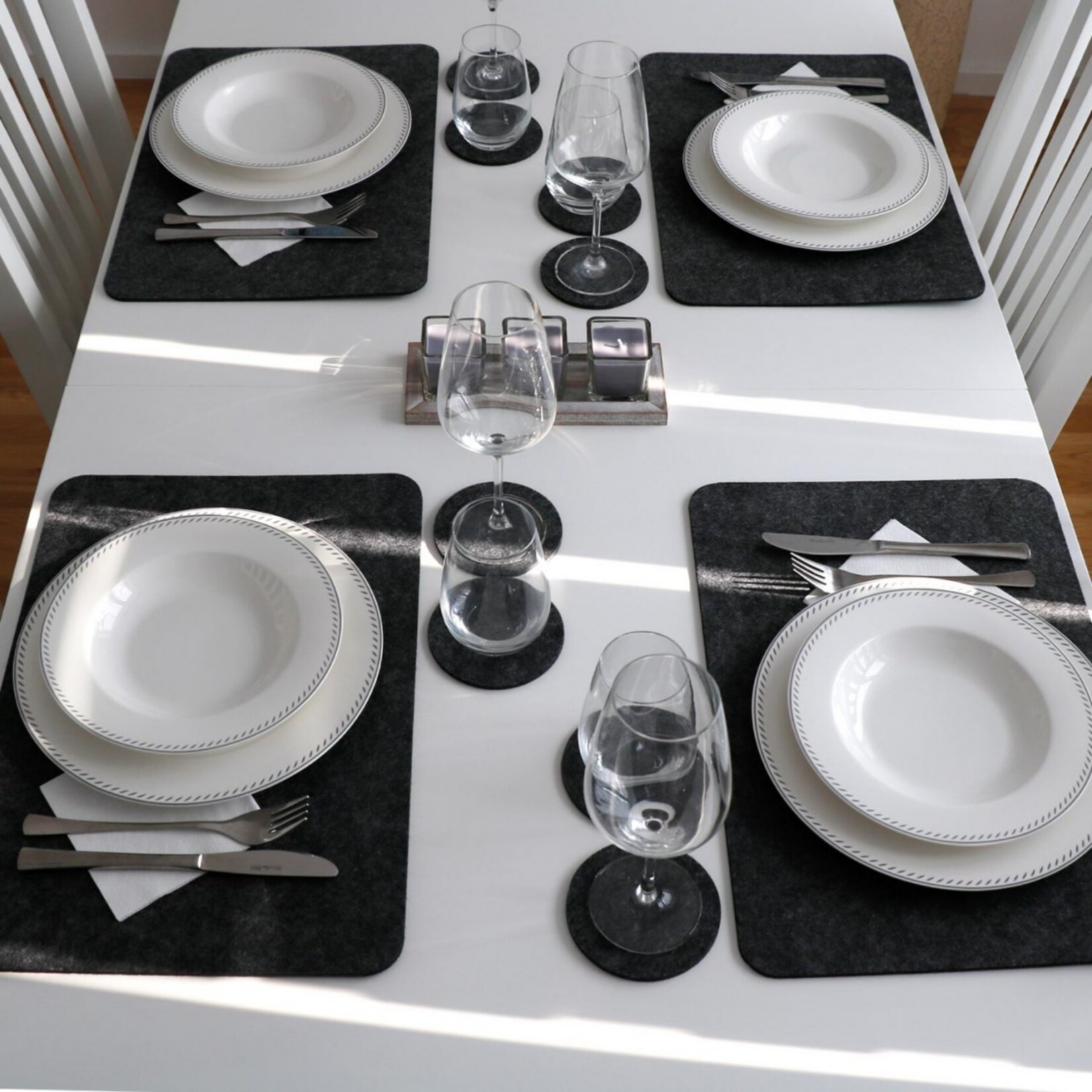 4 Extra-Dicke Filz Tischsets 43x30x0,5cm Edle Platzsets Tisch-Unterlage Grau