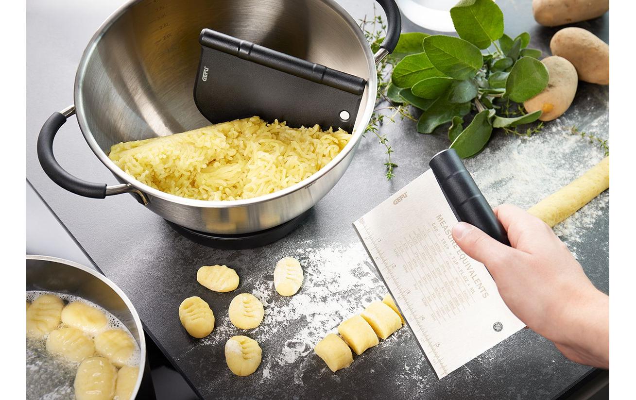 Teigspachtel Dutto 2-teiliges SetTeigschneider mit Messskala zum Portionieren