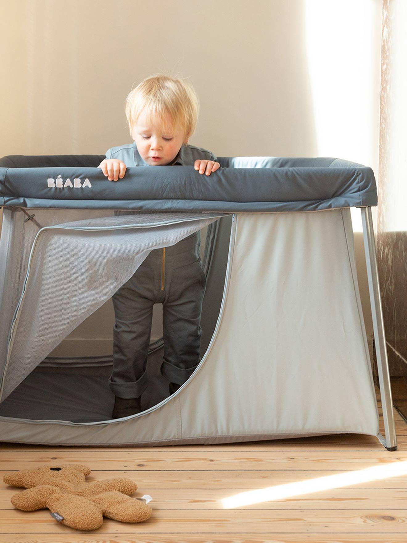 Cama dobrável 3 em 1 BEABA Eazy Sleep, cinza