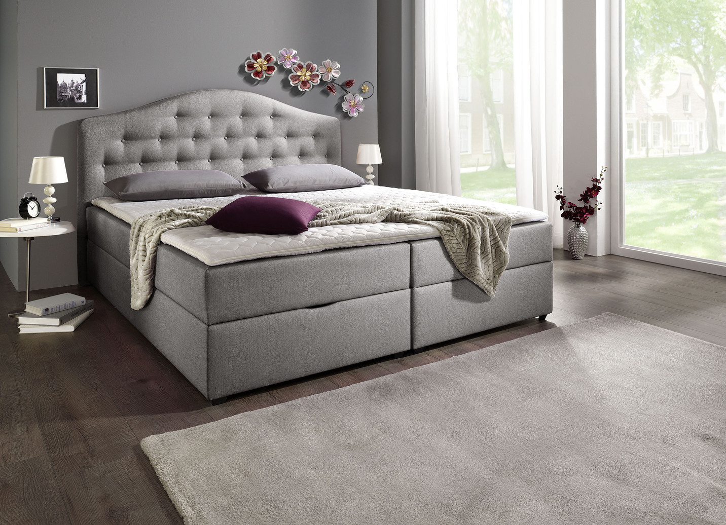 Boxspringbett mit Bettkasten und Kaltschaumtopper