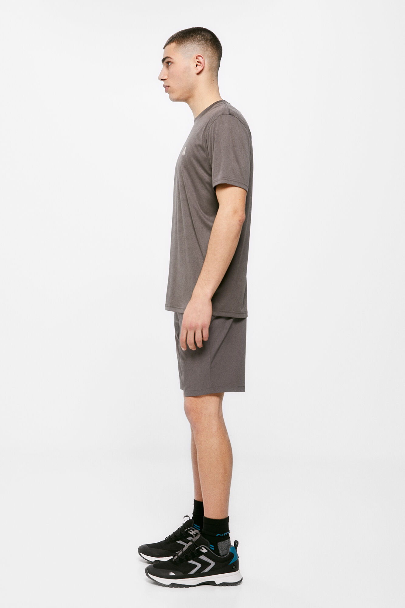 Camiseta para atividades ao ar livre - cinza escuro