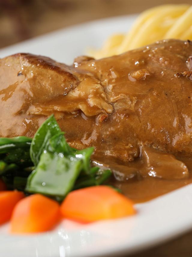 Schweinefilet in Steinpilzrahmsoße, 900 g