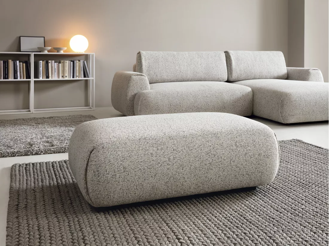 Pouf en tissu texturé gris clair MONELIA