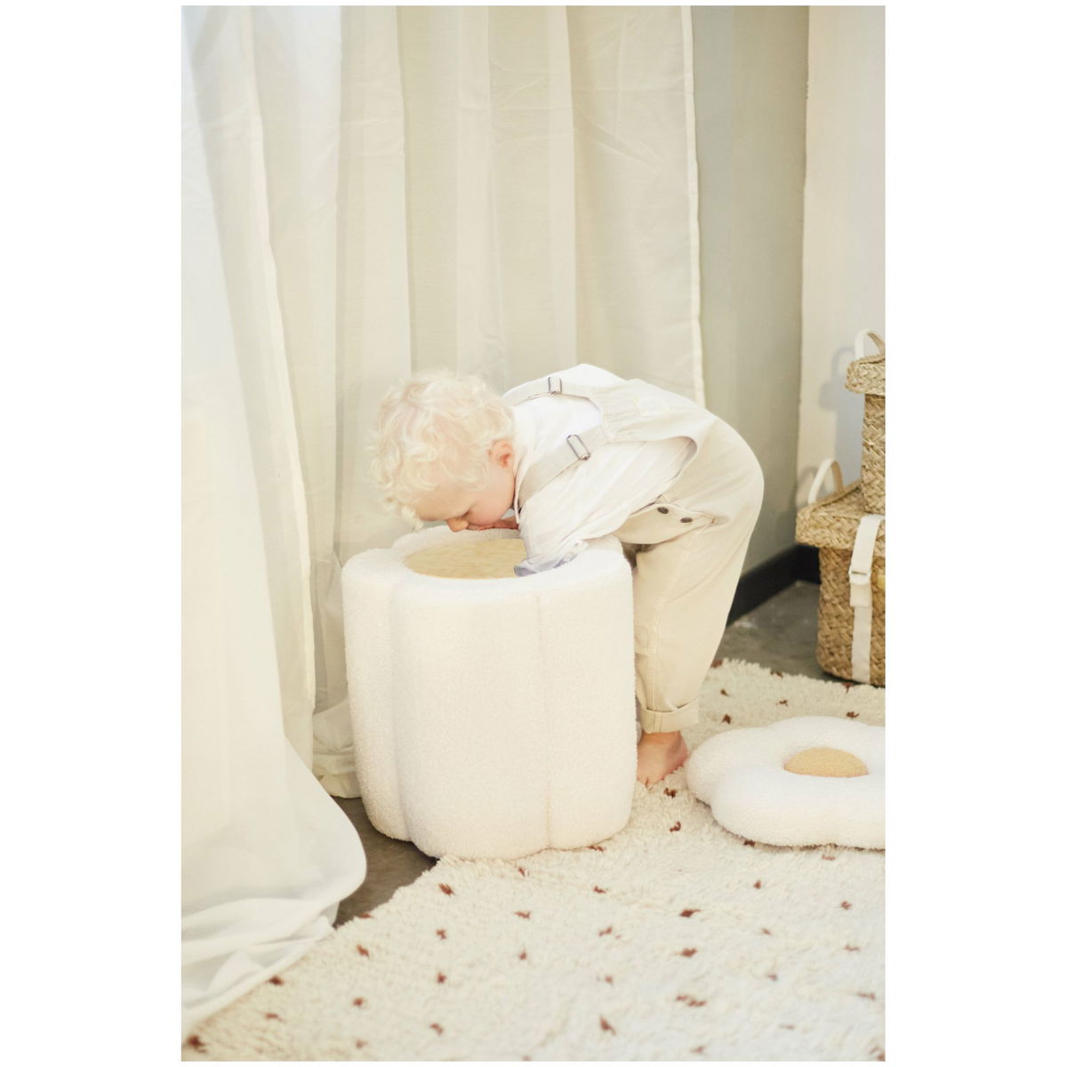 ChildhomeChildhome   Hocker und Spielzeugkiste