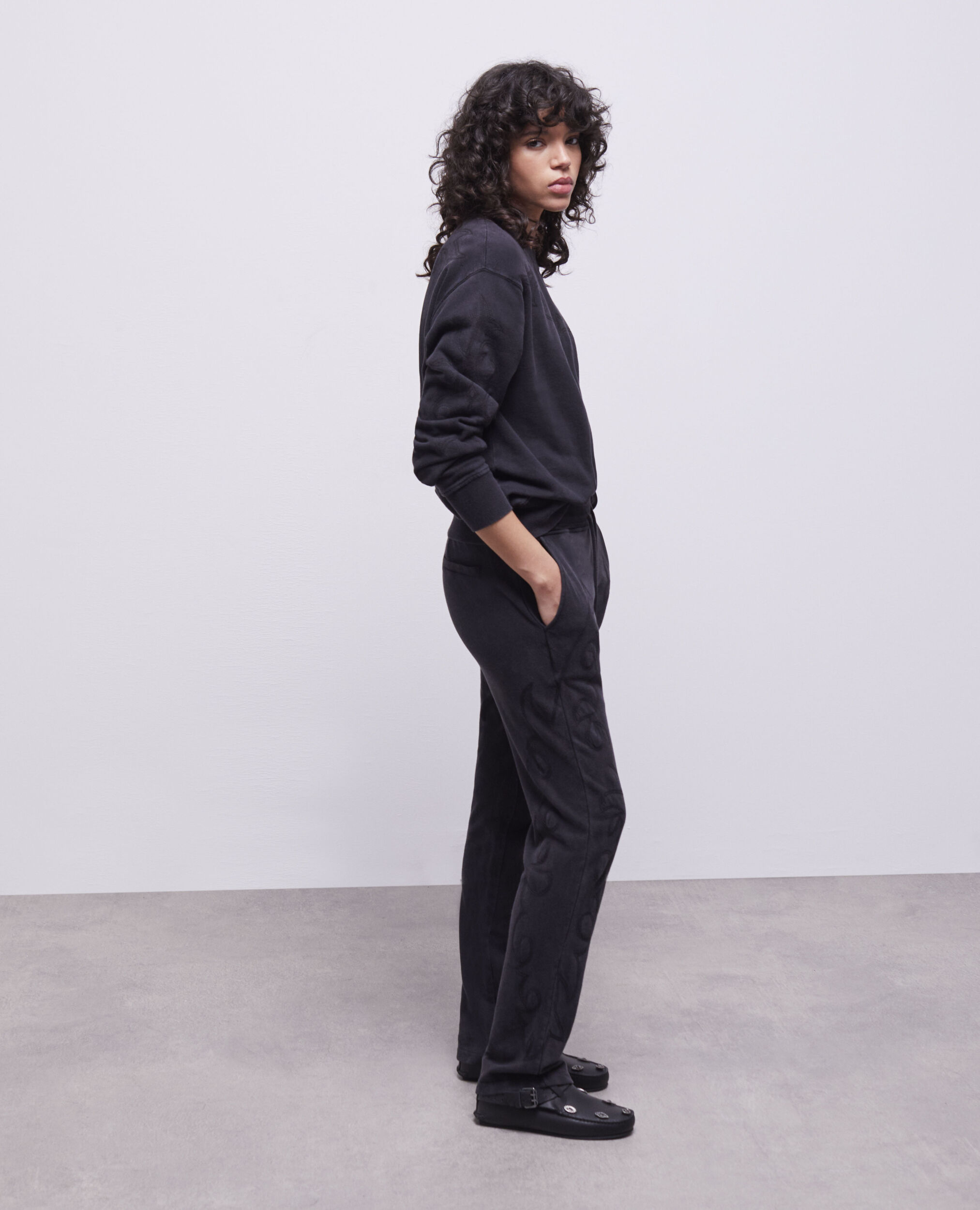 Jogging noir avec broderie Western