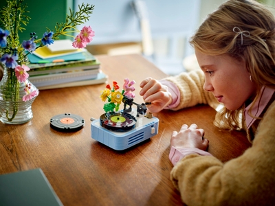 LEGO Platenspeler met bloemen (31172)