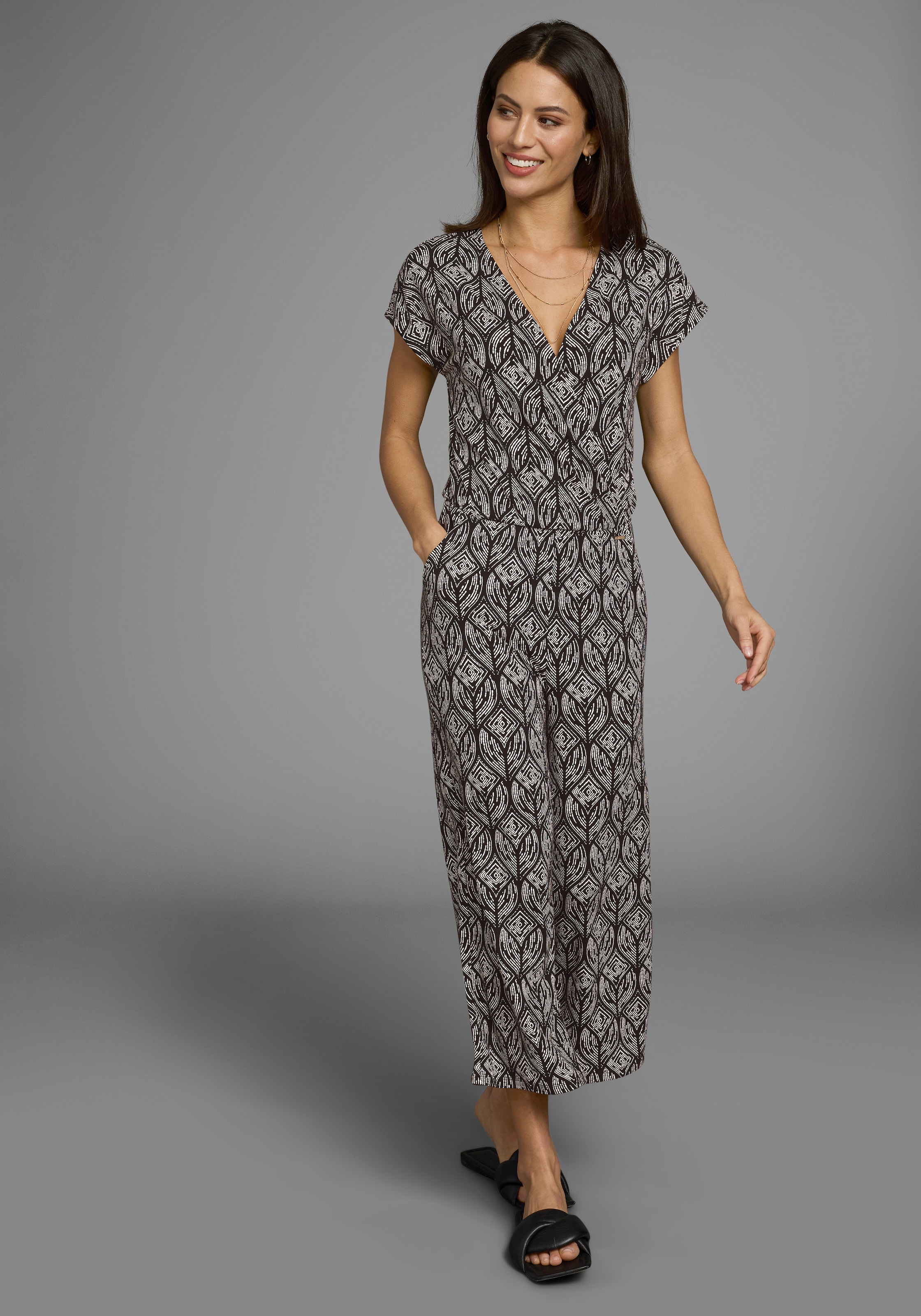 Laura Scott Jumpsuit , mit geometrischem Muster - NEUE KOLLEKTION