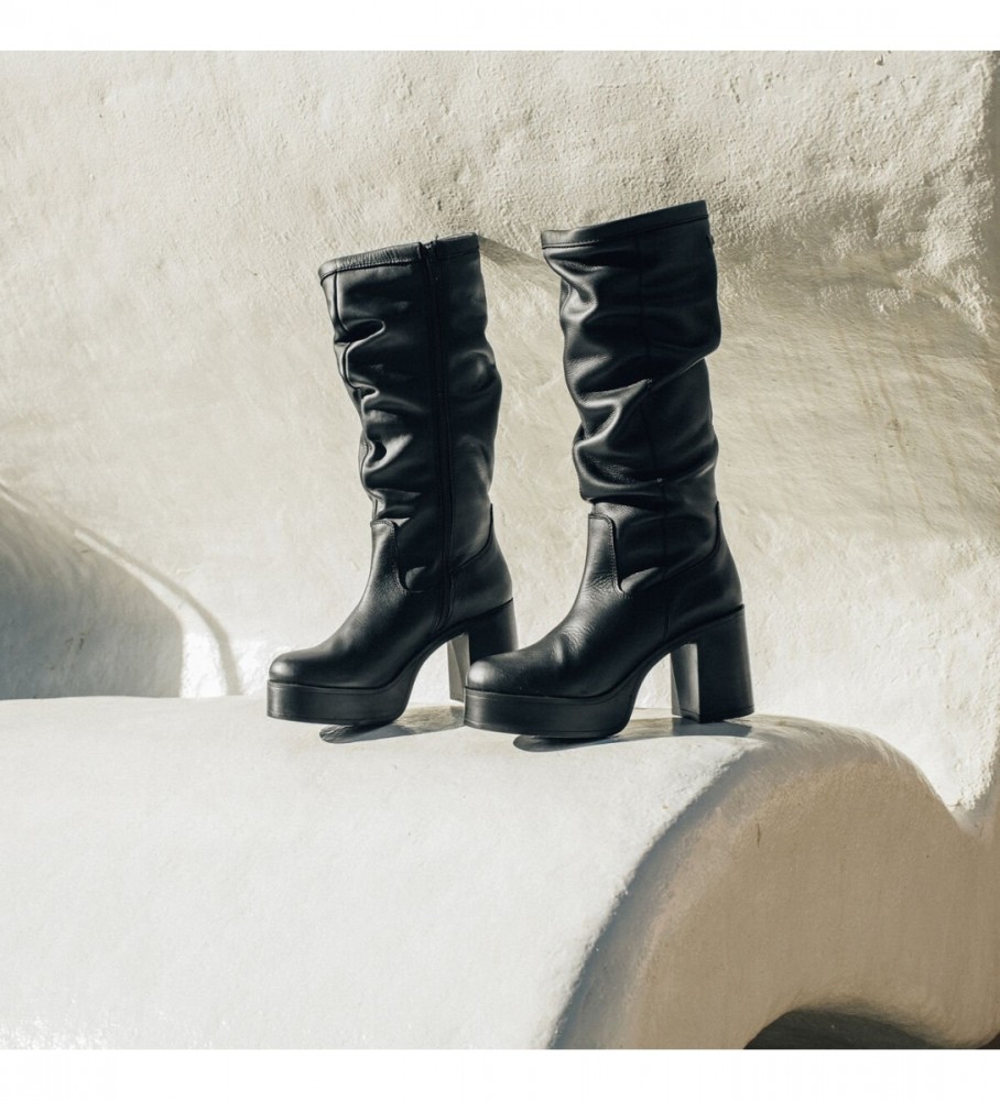 Botas Mustang Sixties pretas - Altura do salto: 8 cm -
