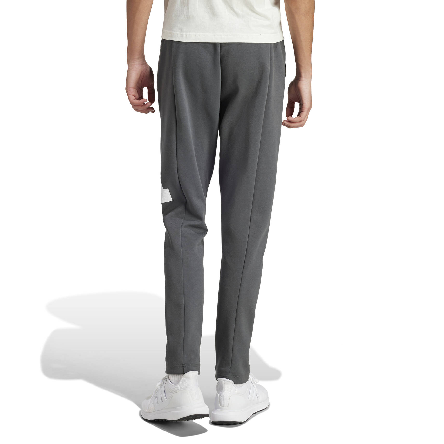 adidas Sportswear| Herren Sweathose FUTURE ICONS BADGE OF SPORT