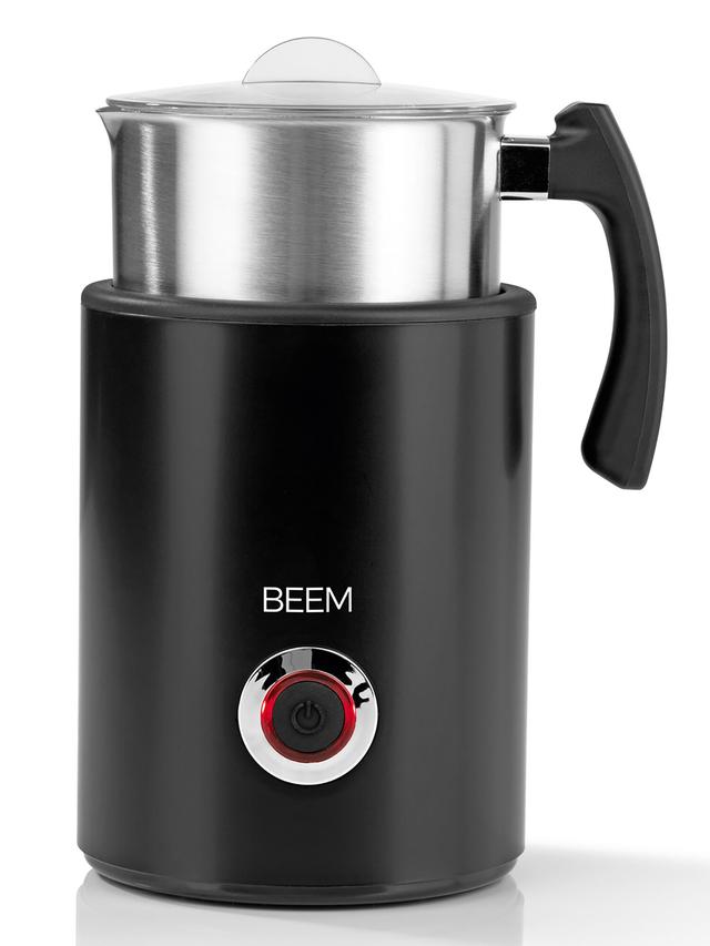Perfekter Milchschaum und heiße Milch