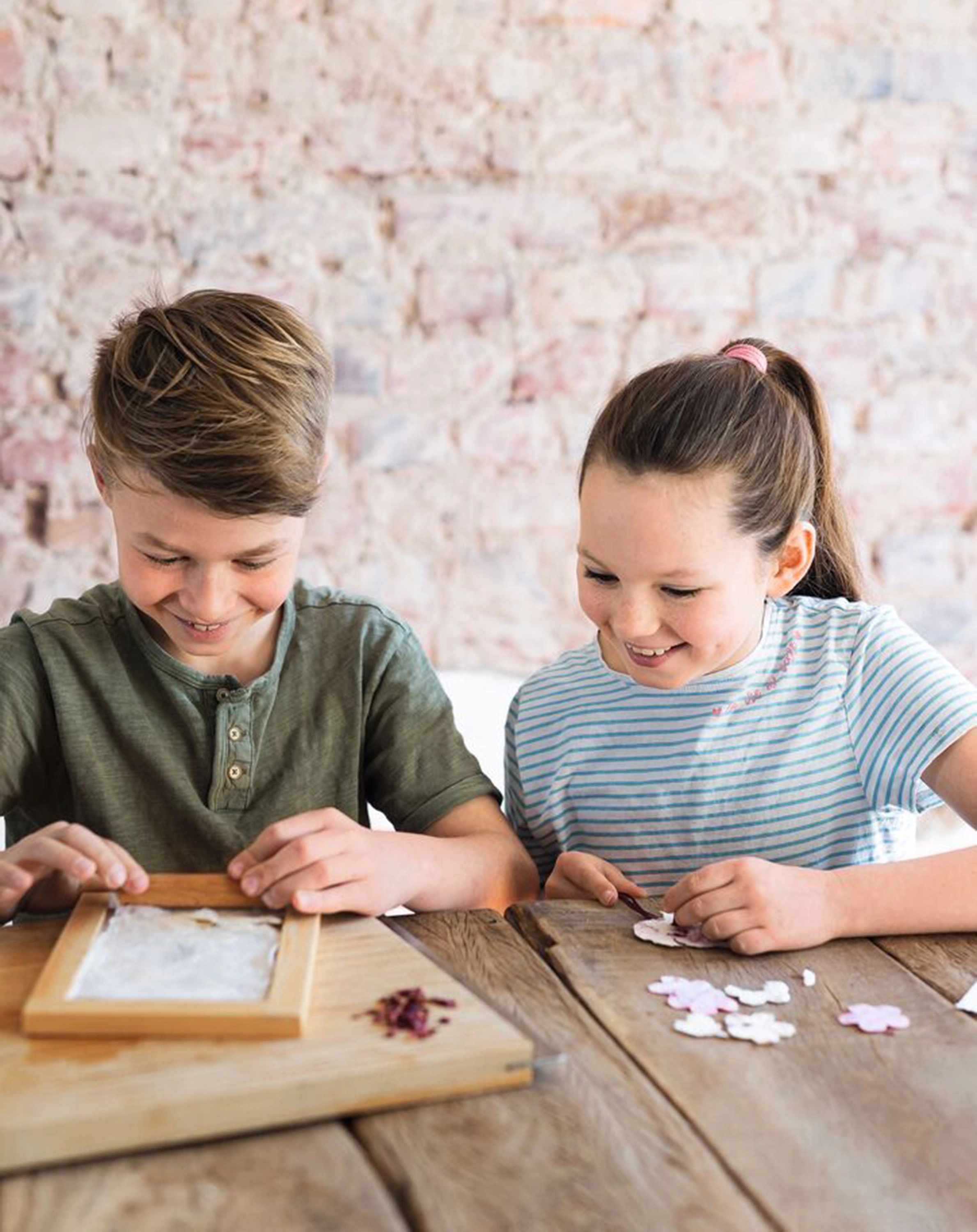 Kreativ-Set BASTELSPAß - PAPIERSCHÖPFEN