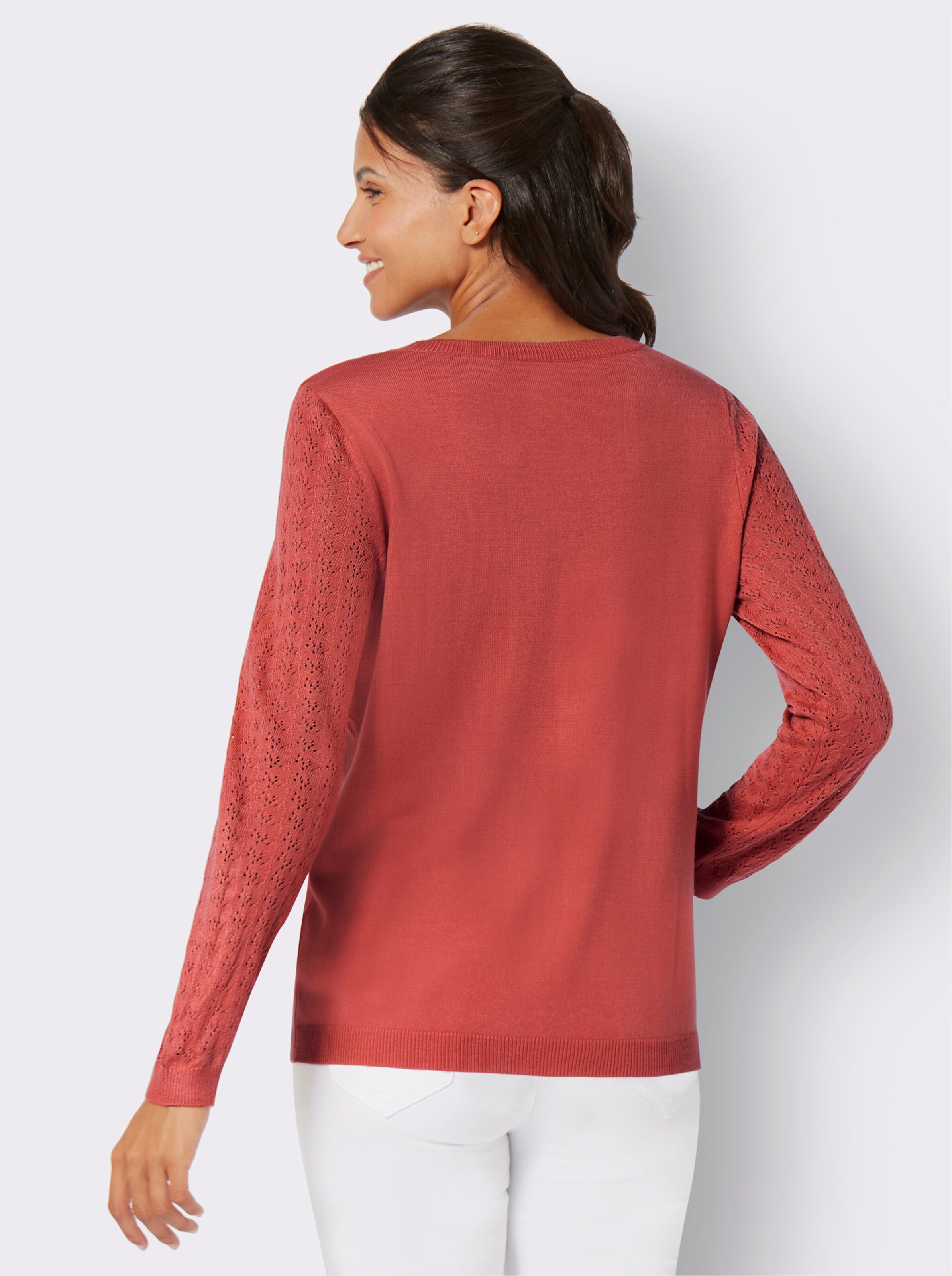 Ajourpullover mit gerippten Abschlüssen