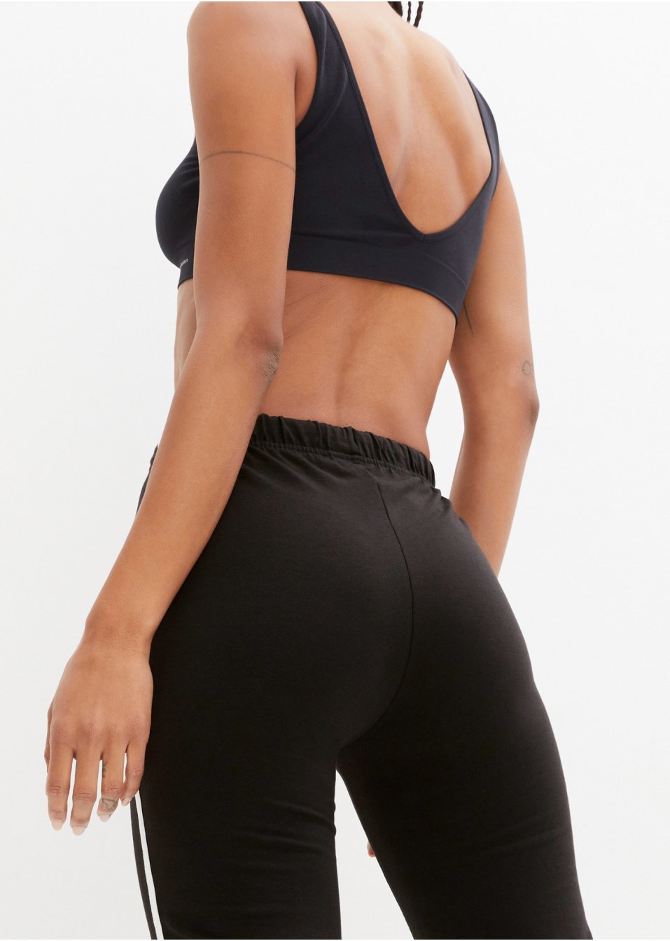 Corsaire de sport extensible longueur 3/4, niveau 1