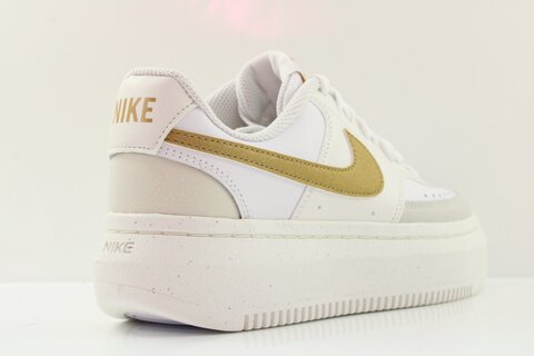 Nike Schnürschuhe