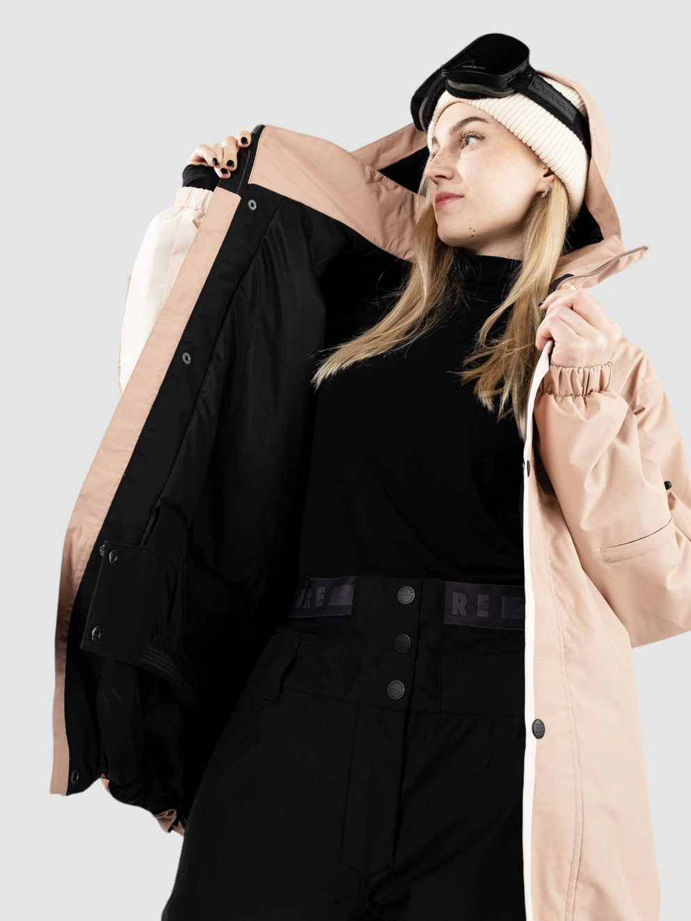 Picture Citrik Snow Jacket roebuck vanilla
