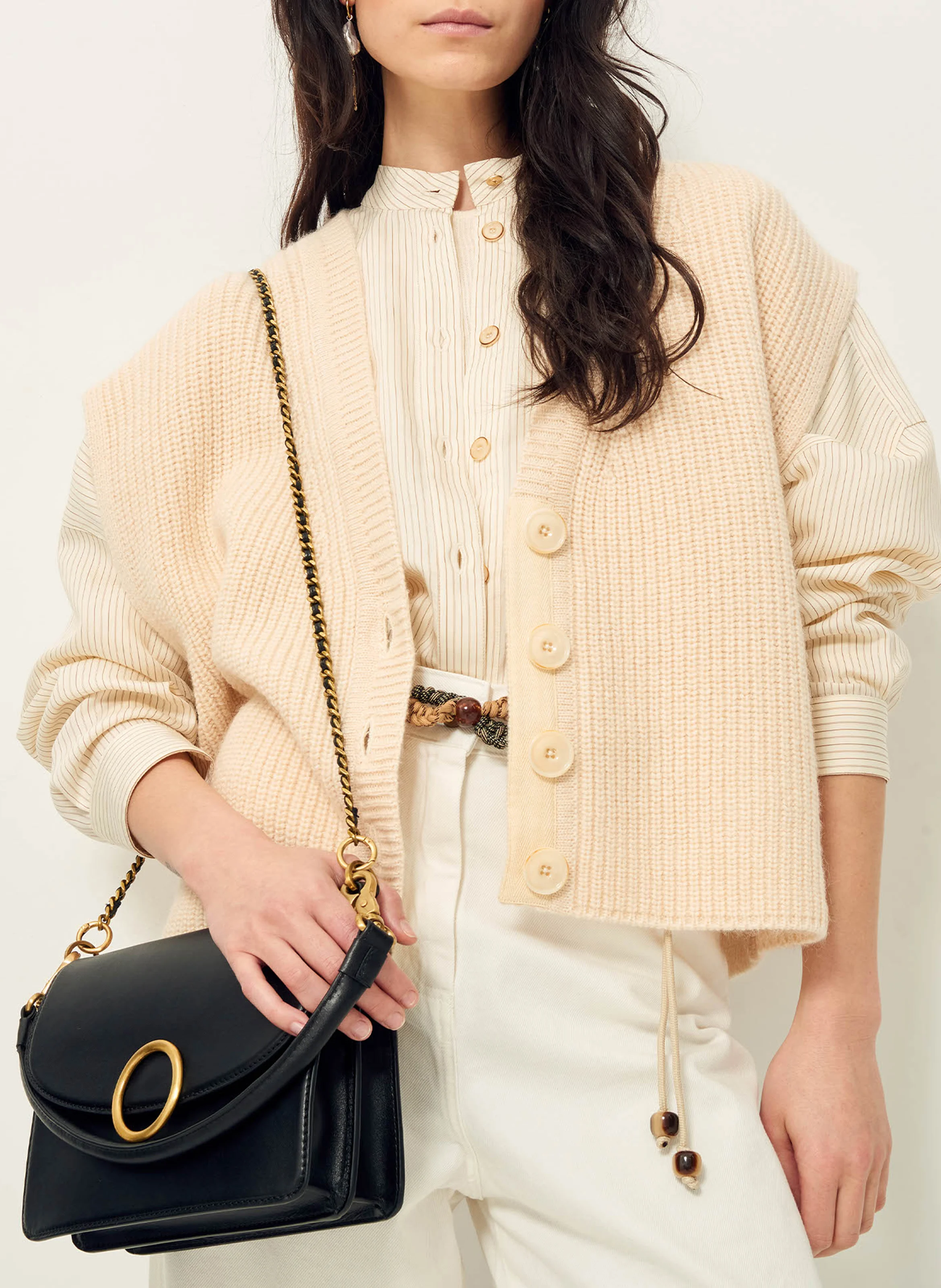 ARAGON - Cardigan sans manches col V en maille mélangée | Beige