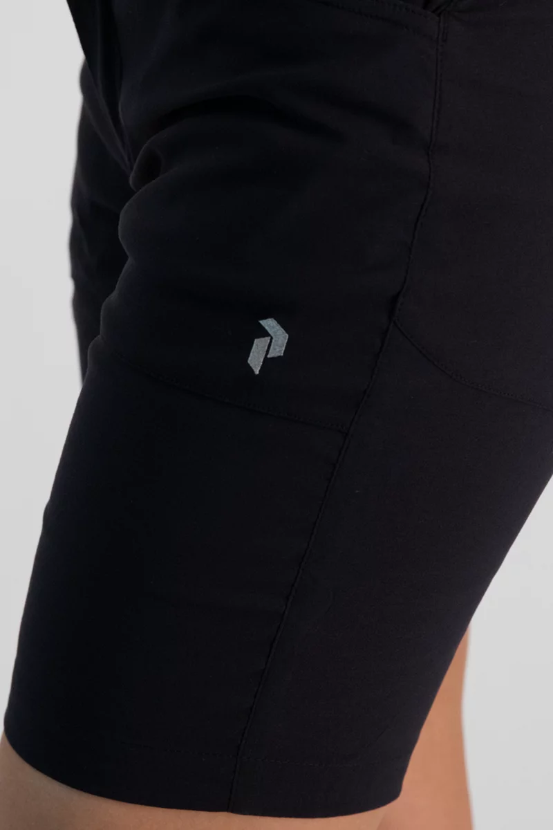 PEAK PERFORMANCE Light Outdoor Damen Wandershort