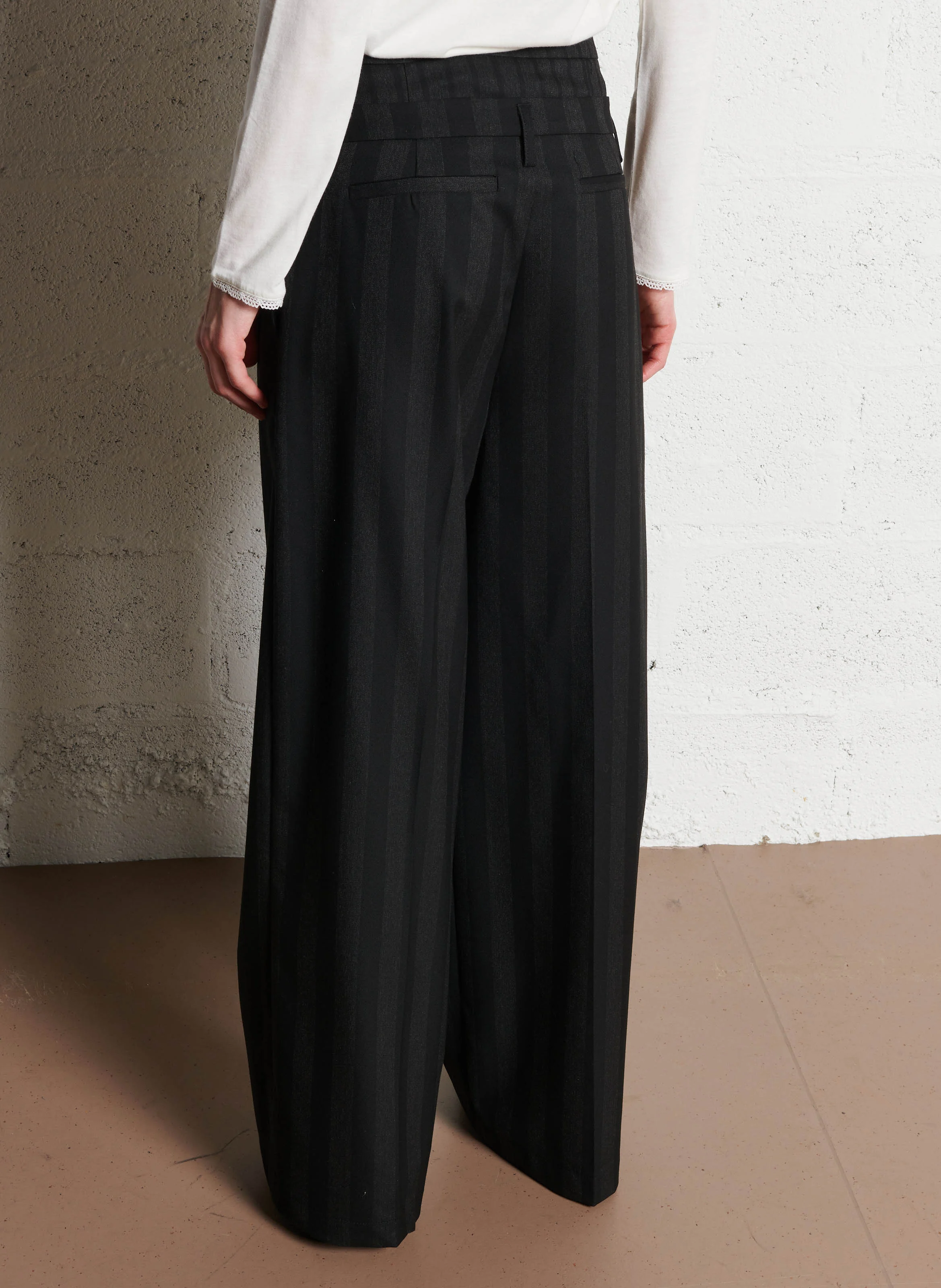 Pantalon large rayé à double tailles| Noir