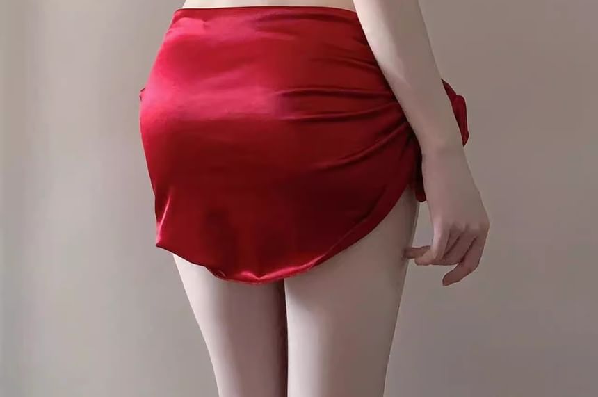 SANQI - Set: Halter satijnen bikinitop + broekje + bedekkende rok