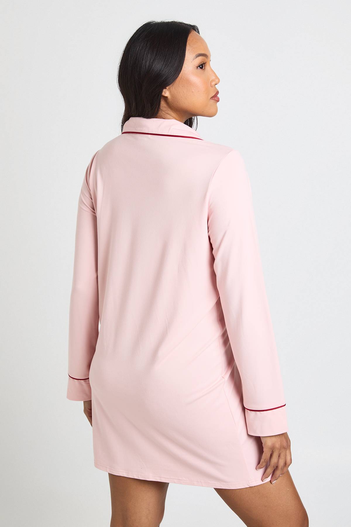 boohoo Chemise De Nuit De Maternité À Détails Passepoilés