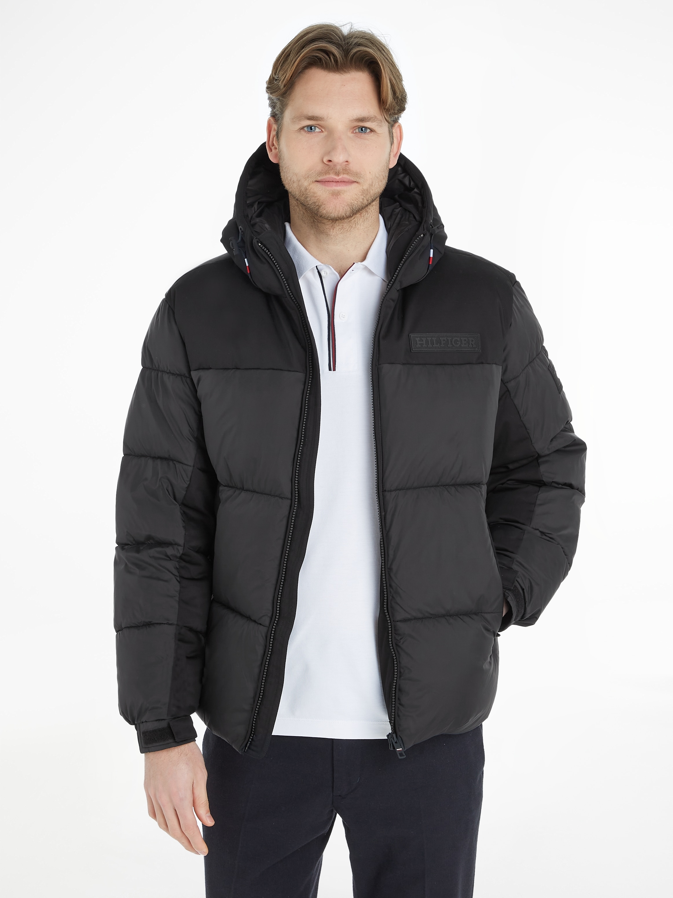 Tommy Hilfiger Steppjacke »NEW YORK HOODED JACKET« mit Kapuze hochgeschlossene Winterjacke, wasserabweisend, verstellbare Ärmel