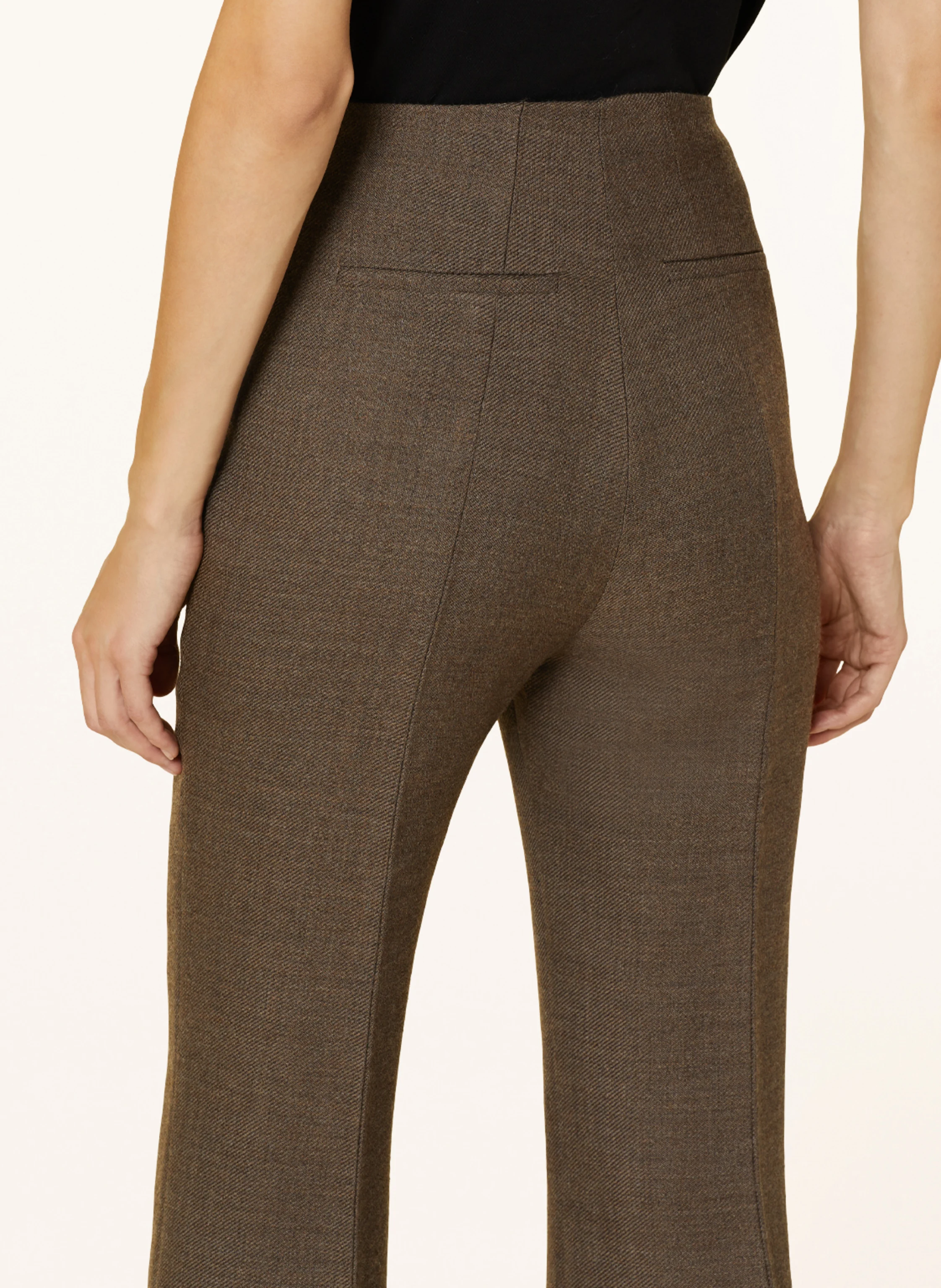 Nanushka Bootcut-Hose CARILLO