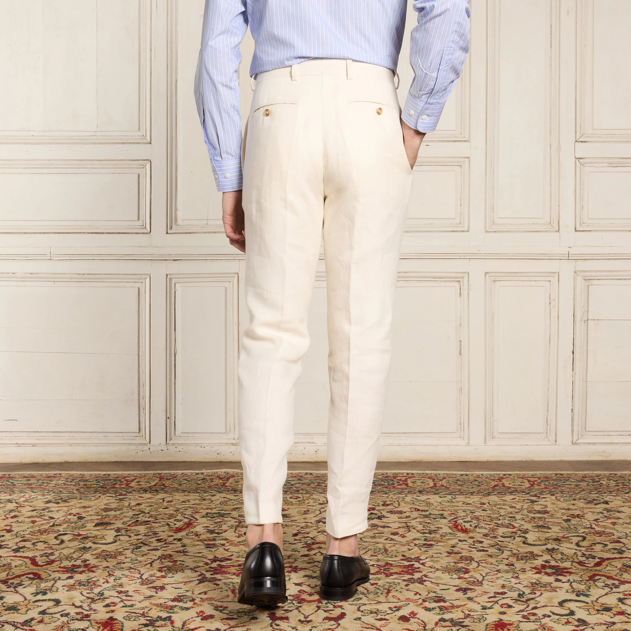 Ecru linen pleated pants