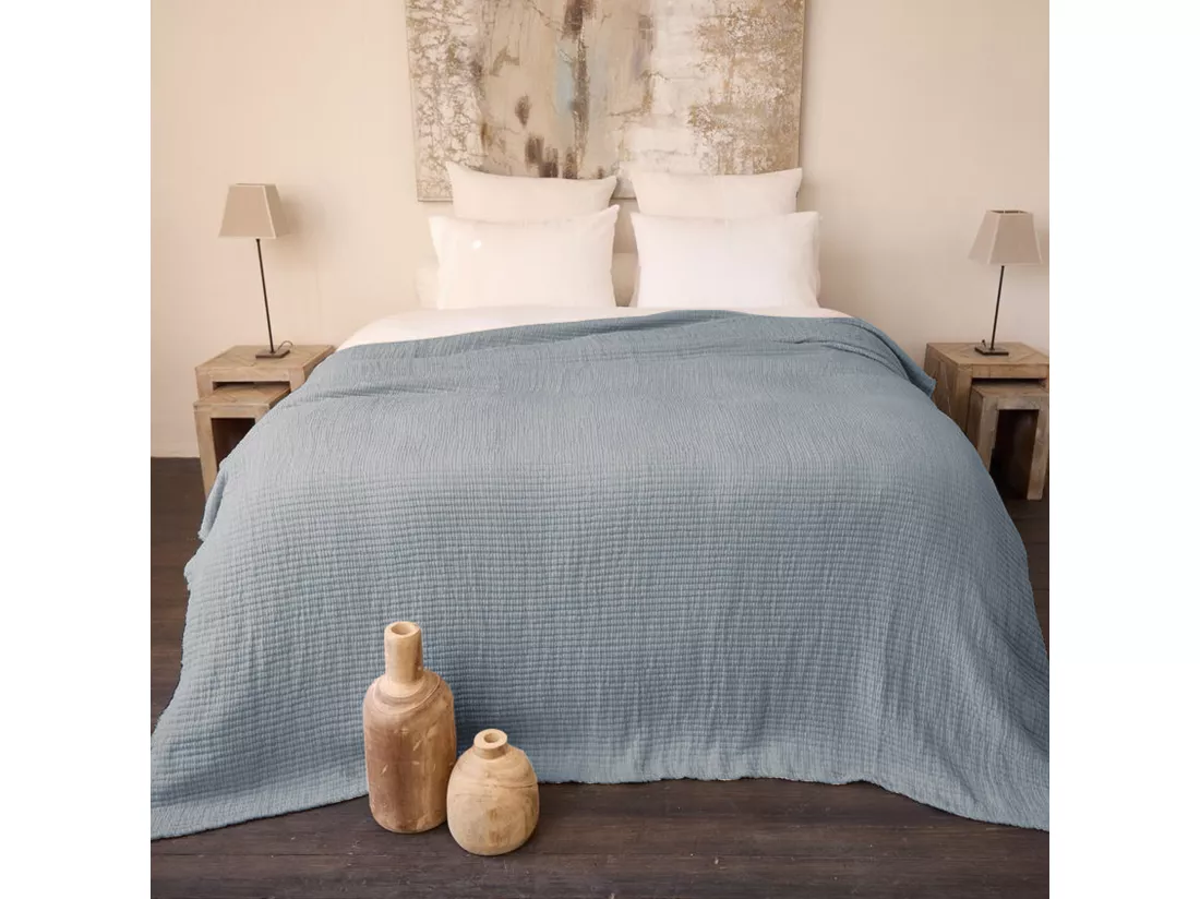 Dessus de lit 230x250 cm en coton lavé SEVILLE bleu abysse
