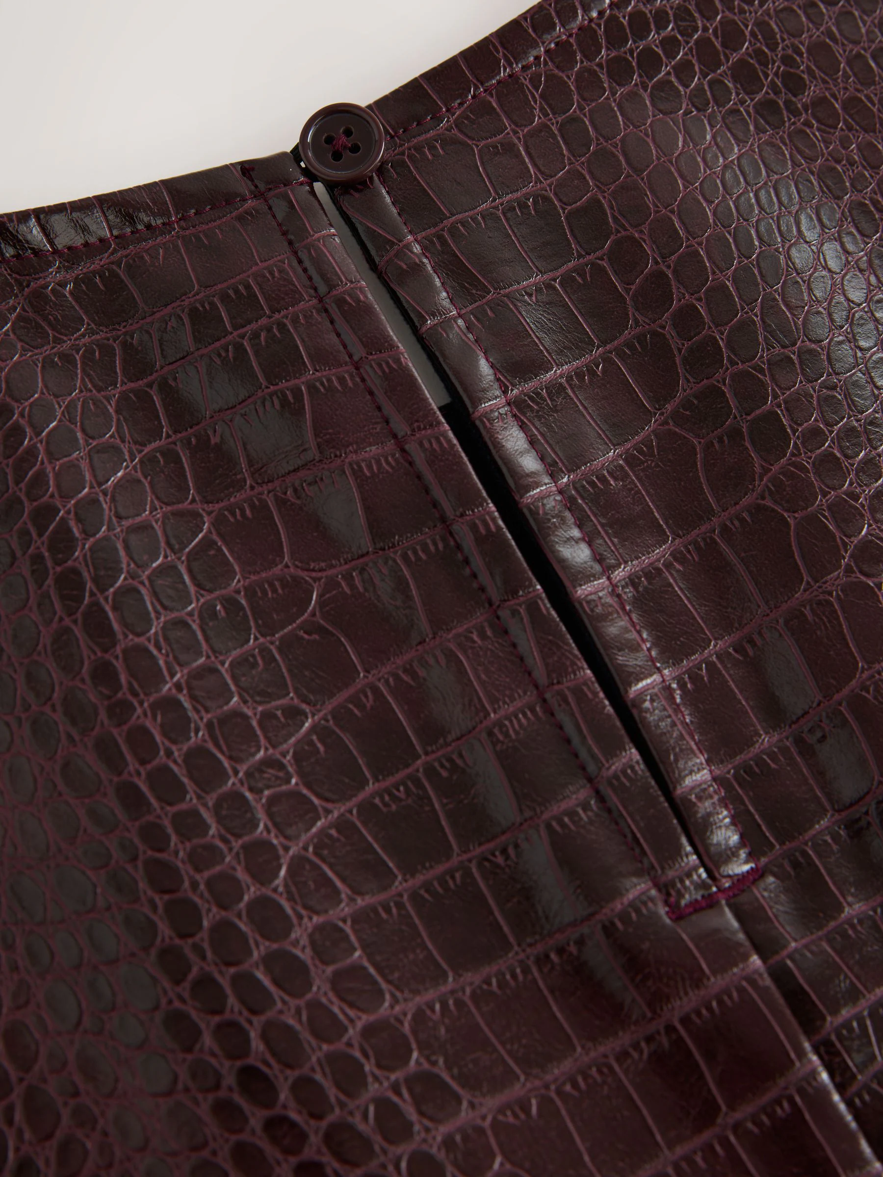 Bordeauxrood - Faux Leather Croc Effect T-Shirt
