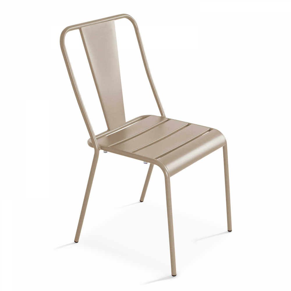 Chaise en métal taupe
