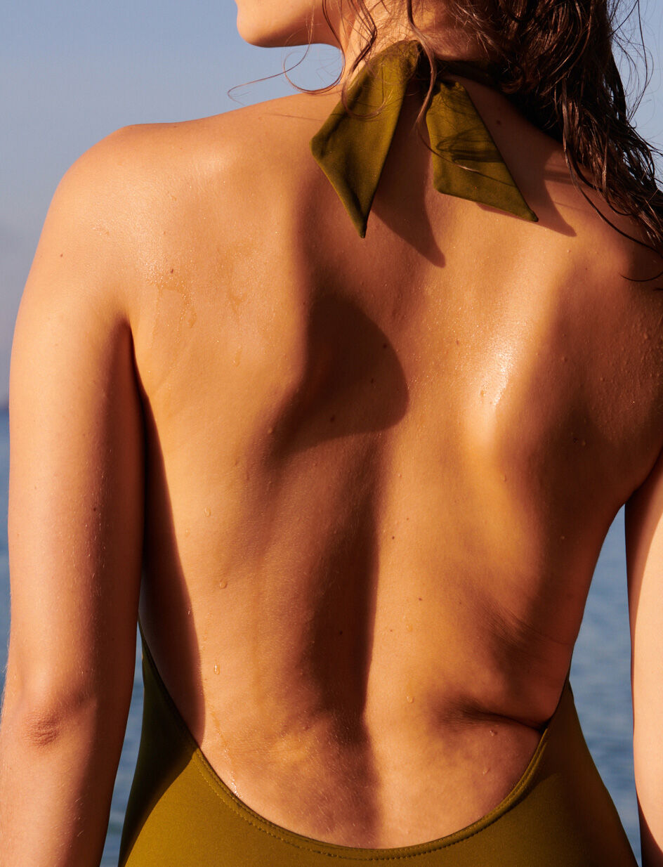 Maillot de bain une pièce tour de cou