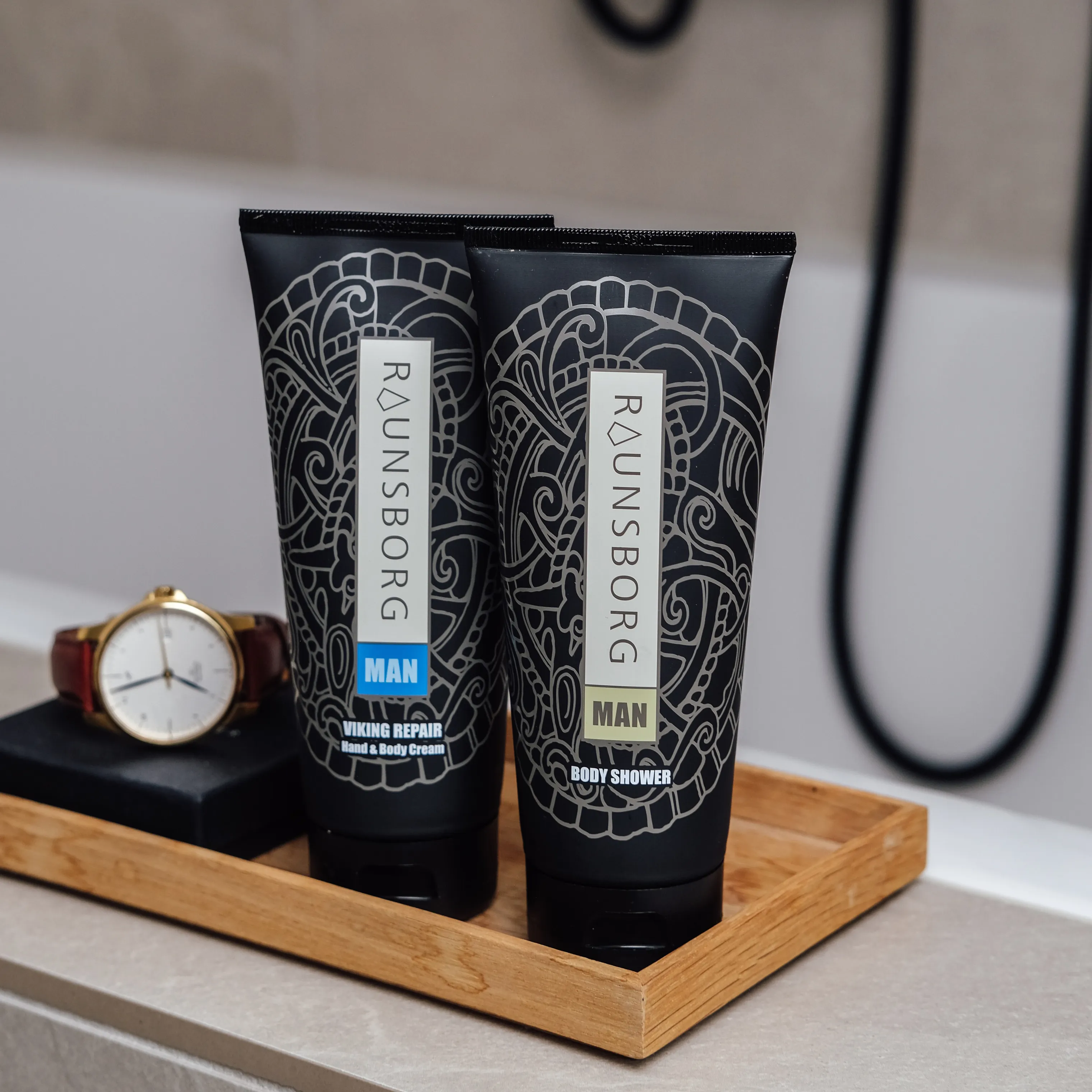 Raunsborg MAN Body Shower og Viking Repair