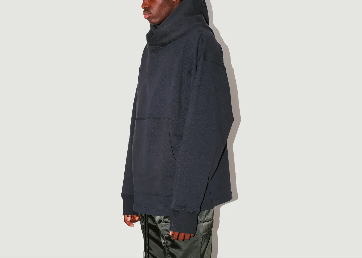 Sweat à capuche oversize True Tribe