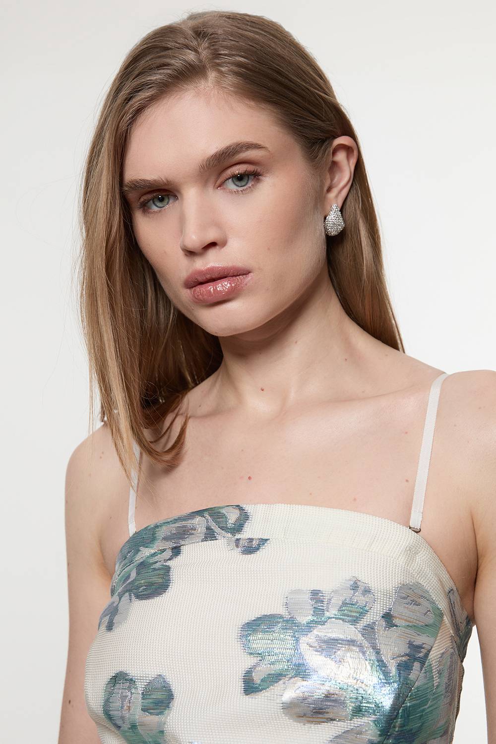 KarenMillen Robe de bal longue en jacquard métallique avec détail au corsage et garniture de diamants