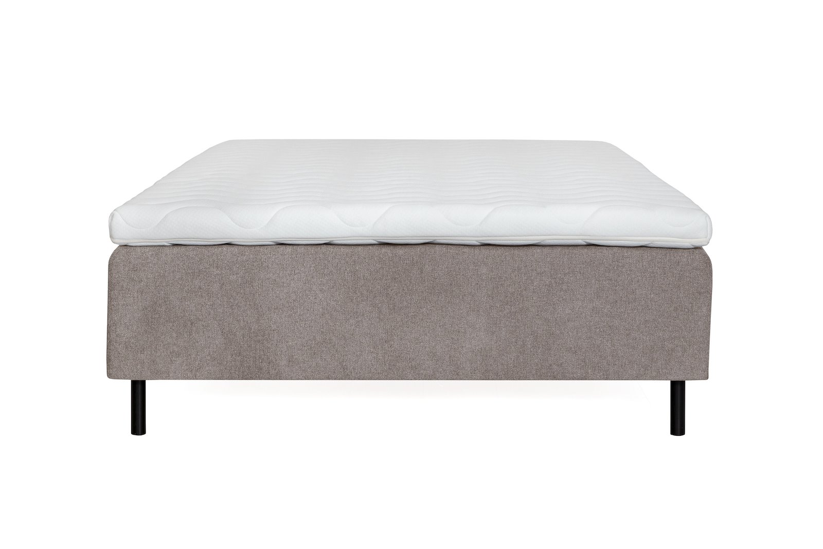 Premium 10 rammeseng Tekstil Storm 09 beige. Medium liggekomfort, Premium 10 overmadrass og runde sorte 15 ben.