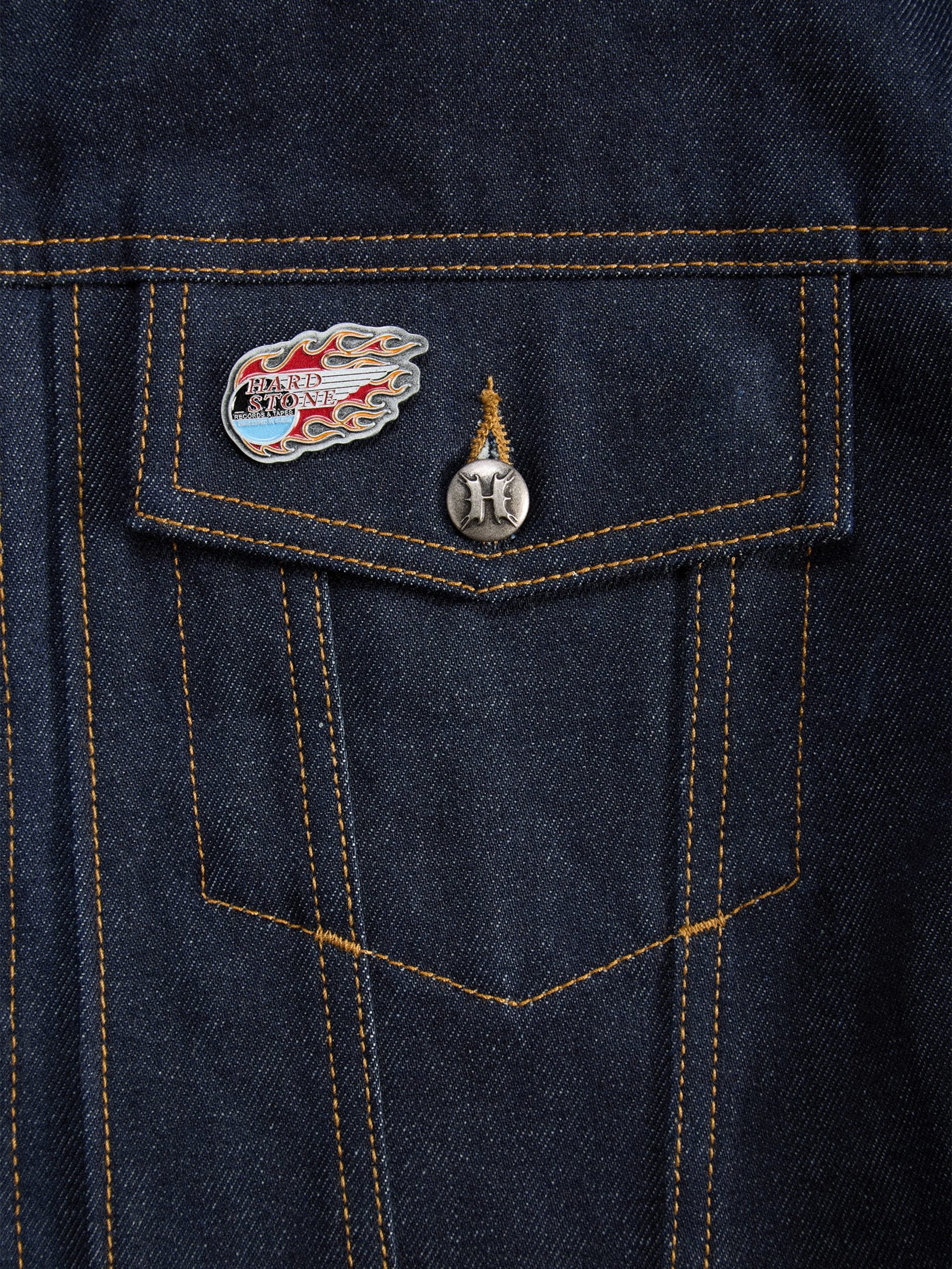 Broche HARDSTONE Records & Tapes