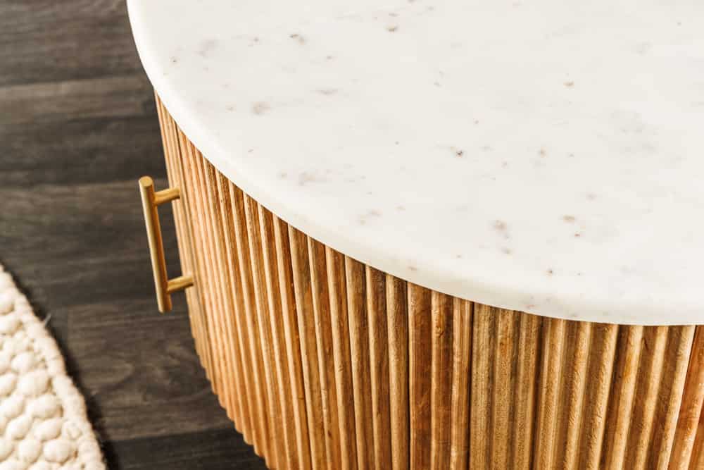 Runder Couchtisch TRES CHIC 60cm weiß Marmor natur Mangoholz mit Stauraum