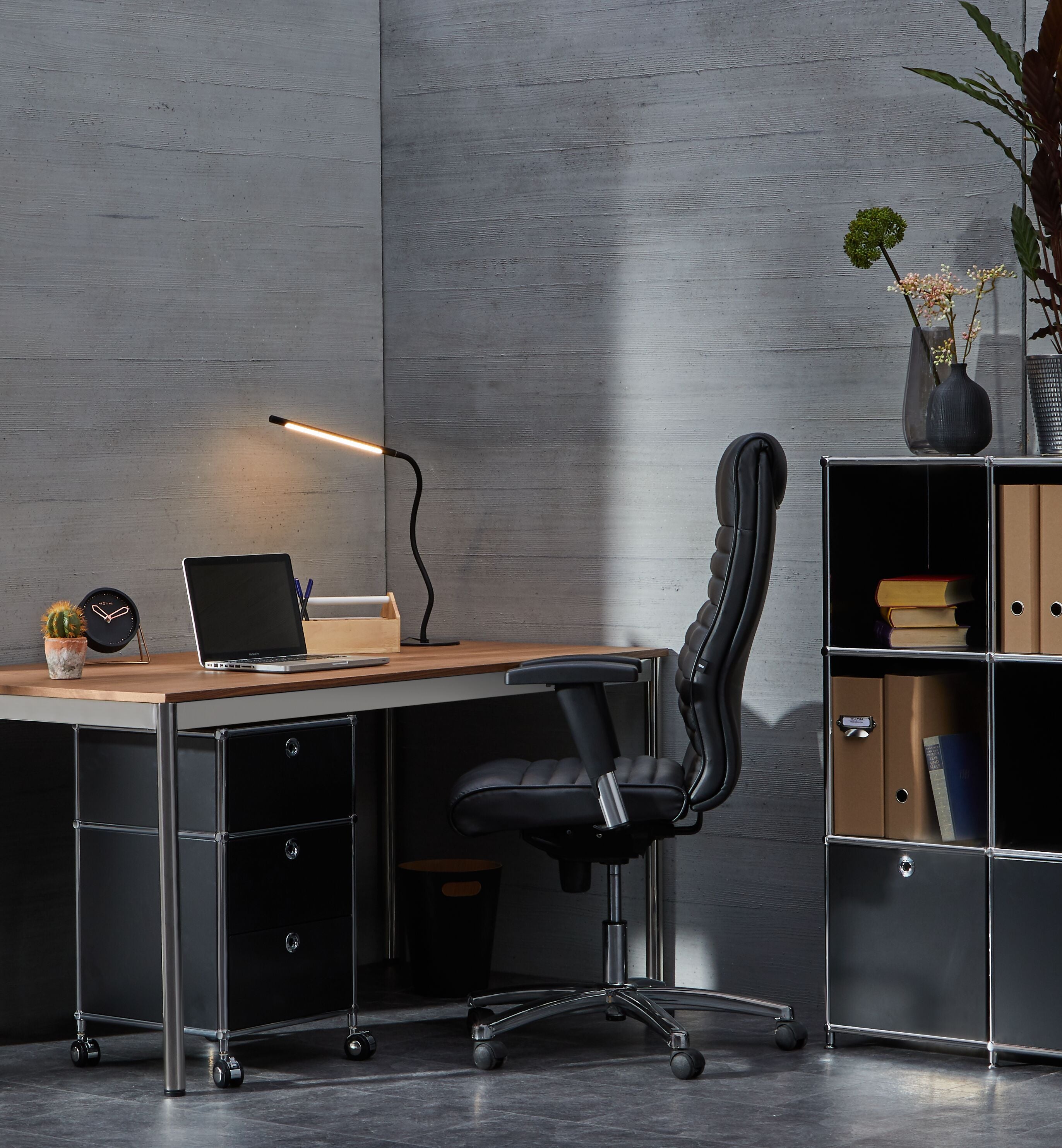 BENSON II Bürostuhl - Schwarz / B: 52.0 cm x T: 48.0 cm x H: 110.0 cm