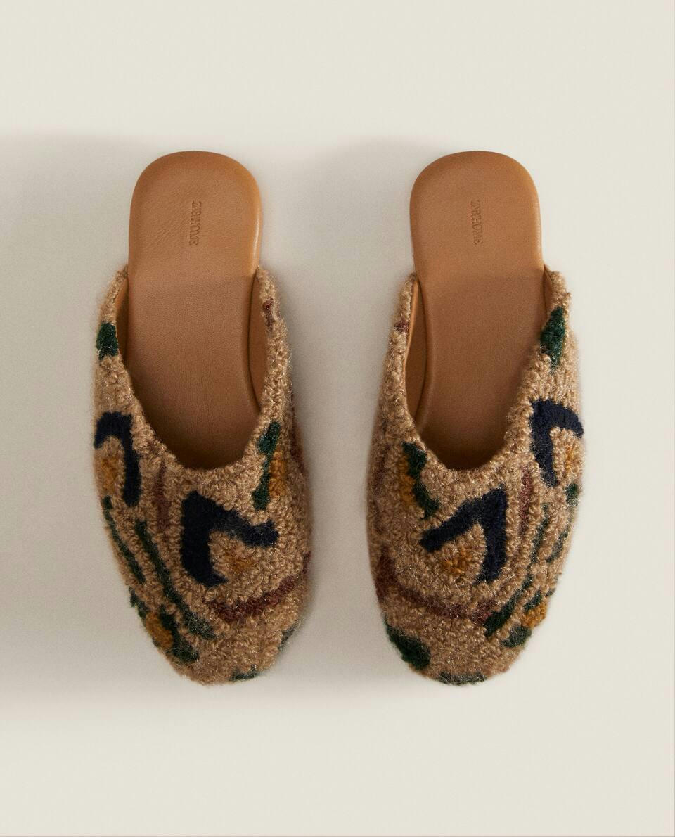 Chinelo Mule Bordado