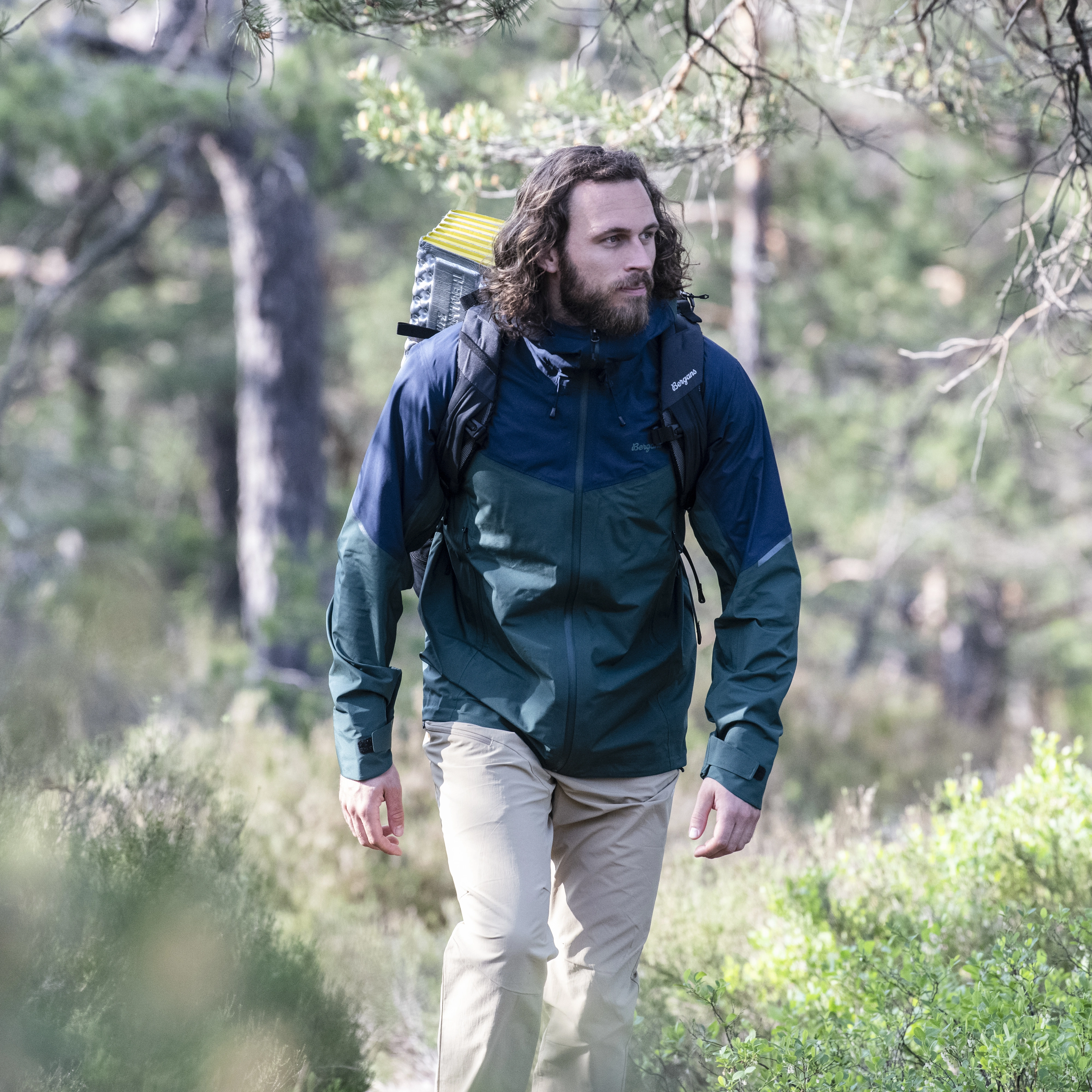 Rabot Light 3L Shell Jacket Men Duke Green / Navy Blue