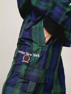 Calças cargo xadrez tartan Tommy x Awake NY