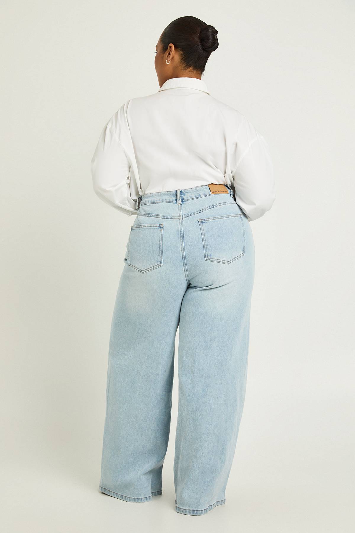 boohoo Jean Grande Taille Taille Mi-haute Coupe Large Évasée