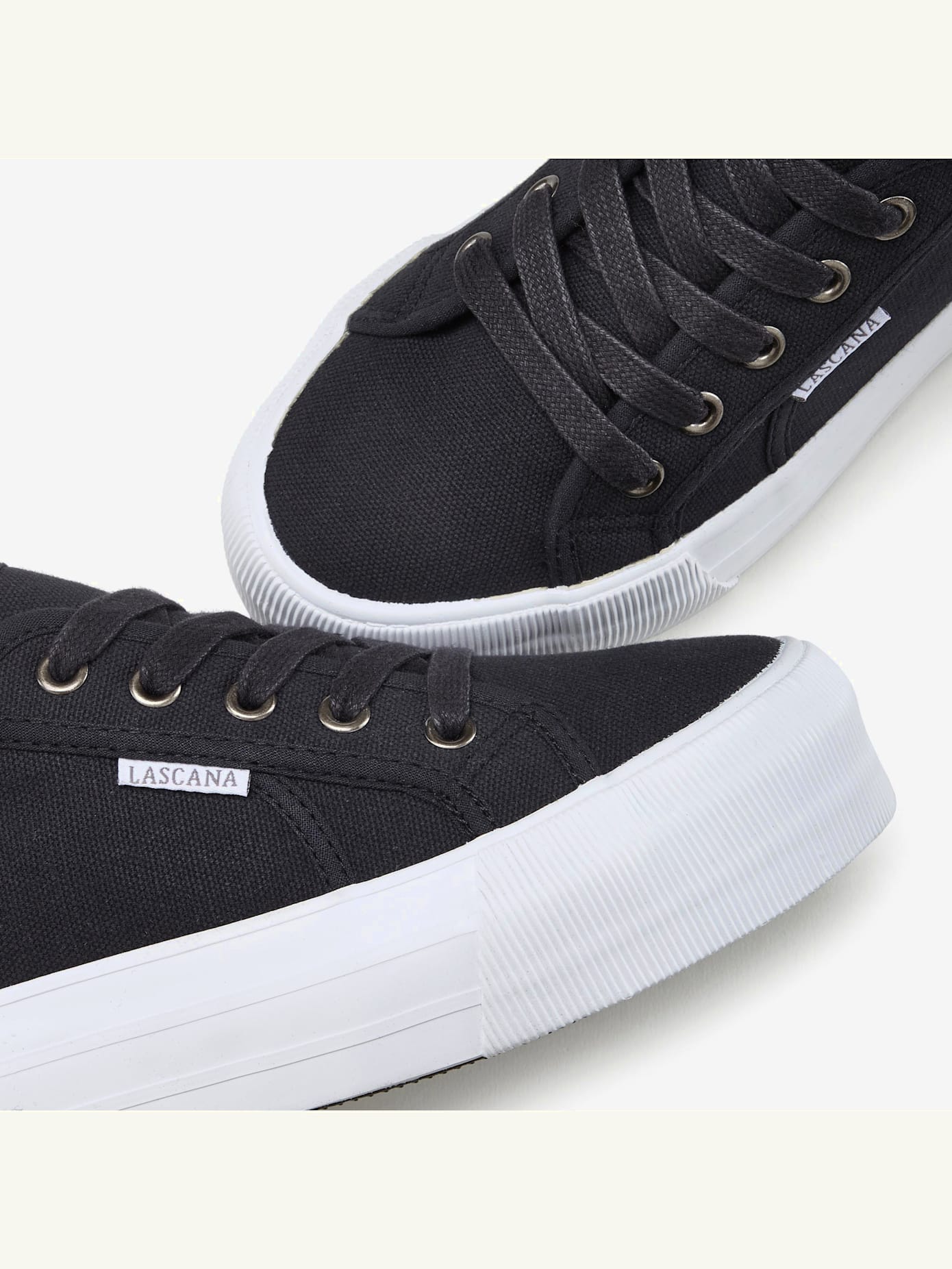 Baskets talon compensé tendance