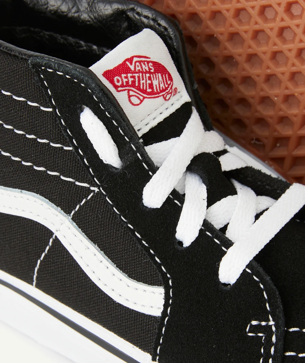 VANSBASKETS MONTANTES BÉBÉ NOIRE ET BLANCHE TD SK8-HI